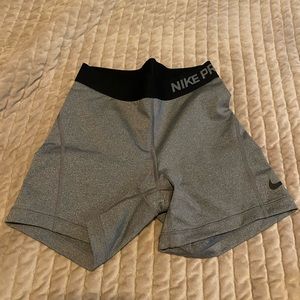 Nike pro bundle